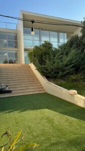 ceésped artificial final de verano